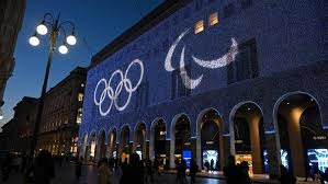 足球报：申花将利用今年最后两场亚冠来决定人员的去留